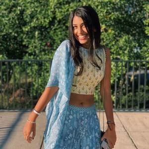 Meet your Posher, Meera